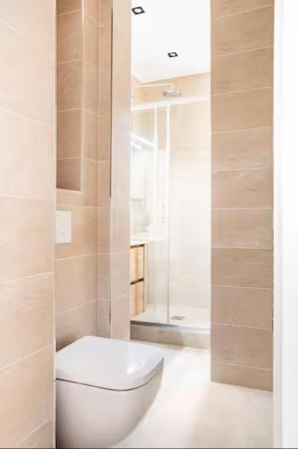 The Square, Paris-Asnieres, Private Apartment With Bedroom And Living Room Εξωτερικό φωτογραφία