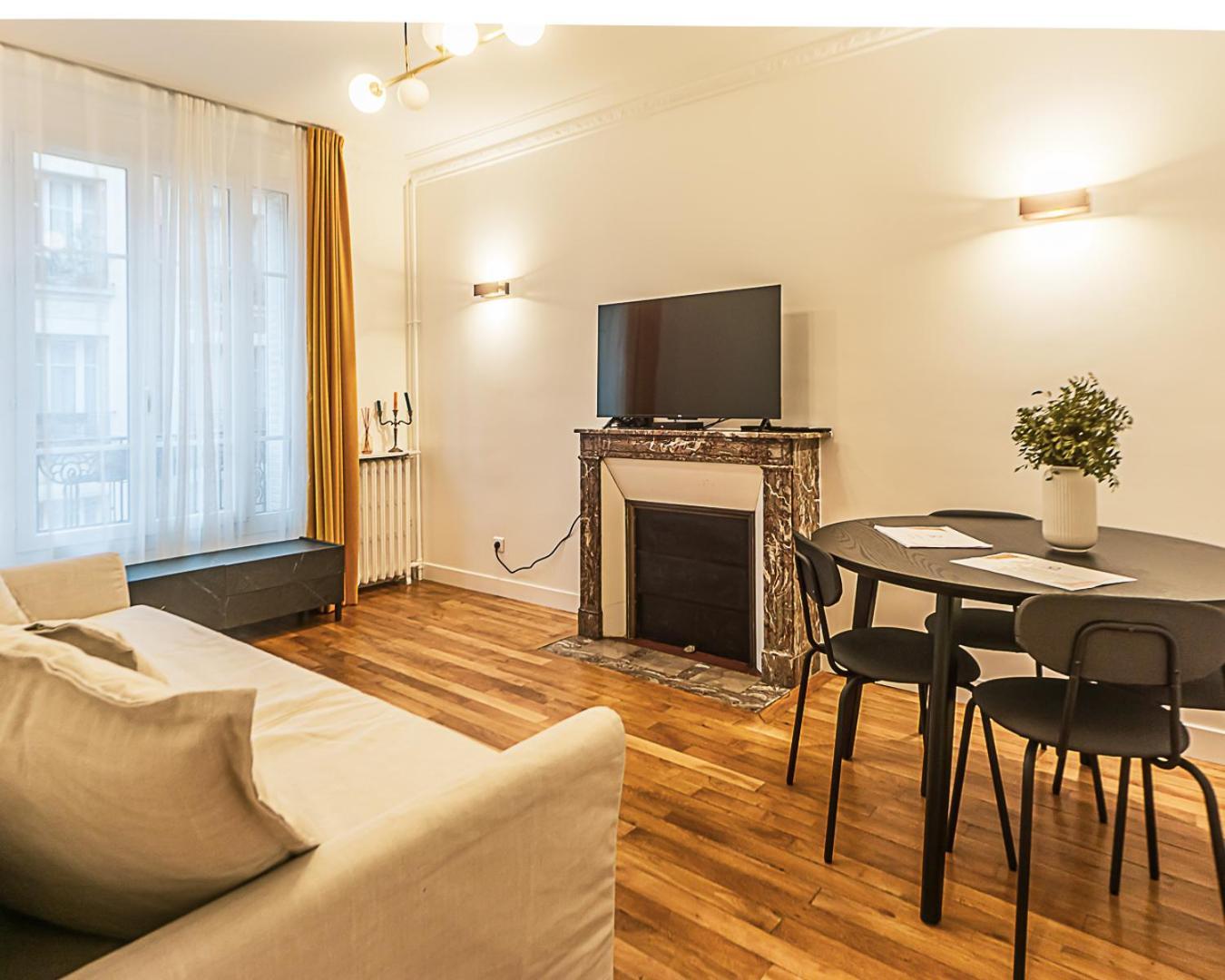 The Square, Paris-Asnieres, Private Apartment With Bedroom And Living Room Εξωτερικό φωτογραφία
